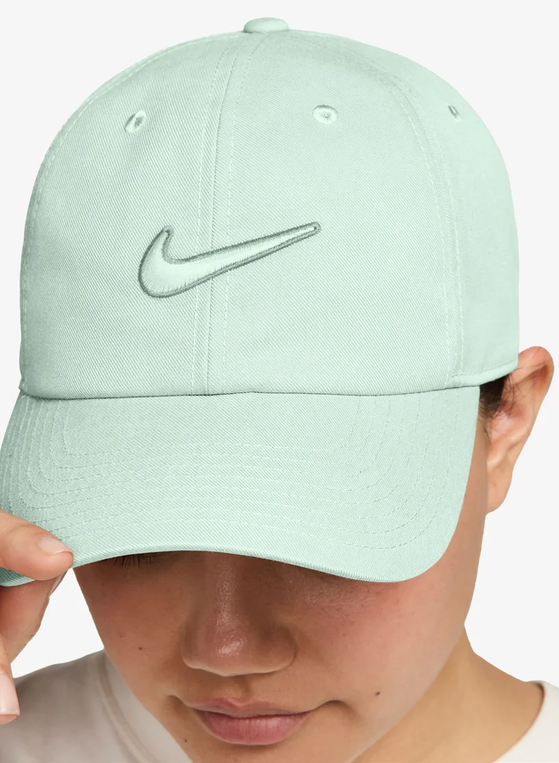 نايكي قبعة سووش غير منظمة